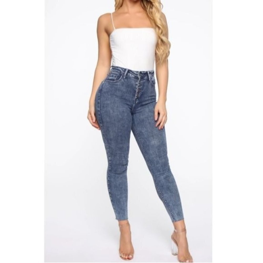 Fashion Nova Acid Wash Button-Fly High Rise Skinny Jeans Size 1